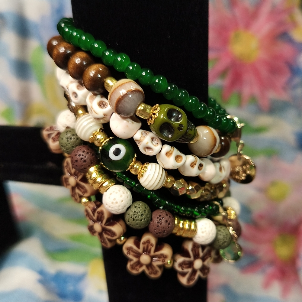 Artisan Beaded Bracelet 7pcs Set - Green, Brown, White